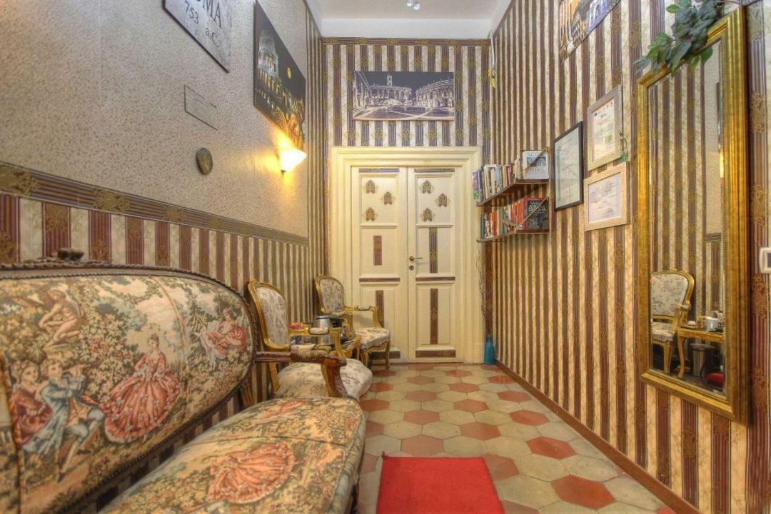 Art Domus Reale Panzió Róma Kültér fotó